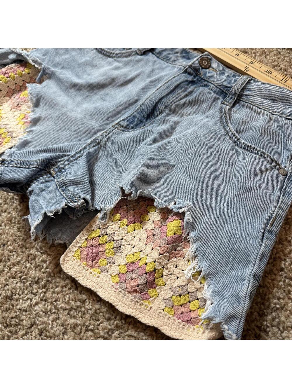 Sincerely Jules Crochet Panel Shorts Size 3/26